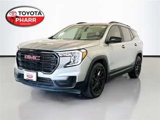 Used 2023 GMC Terrain SLE w/ Driver Convenience Package image 1
