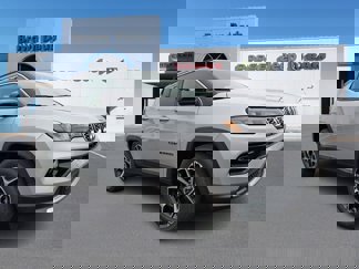 New 2025 Jeep Compass Limited image 1