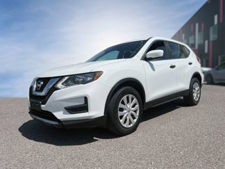 Used 2017 Nissan Rogue S image 1
