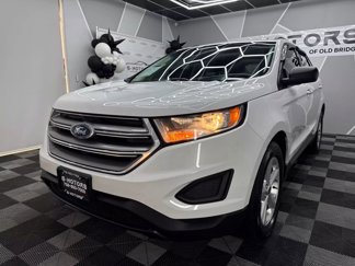 Used 2018 Ford Edge SE image 1