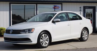 Used 2015 Volkswagen Jetta SE image 1