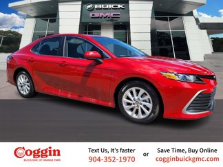 Used 2023 Toyota Camry LE image 1