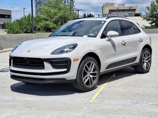 Used 2024 Porsche Macan image 1