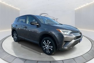Used 2018 Toyota RAV4 LE w/ All Weather Liner Package image 1