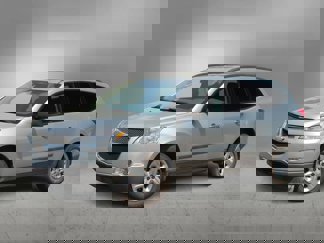 Used 2010 Chevrolet Traverse LS image 1