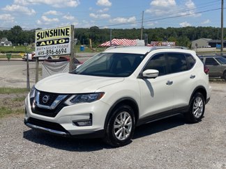 Used 2017 Nissan Rogue SV w/ SV Premium Package image 1