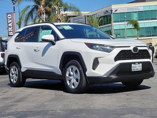 Used 2019 Toyota RAV4 LE w/ Carpet Mat Package image 1