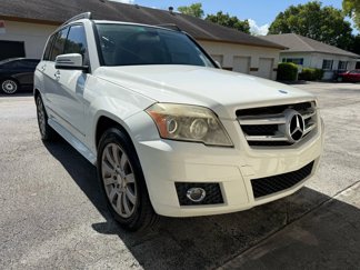 Used 2010 Mercedes-Benz GLK 350 4MATIC image 1