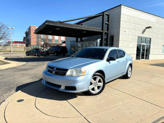 Used 2013 Dodge Avenger SE image 1
