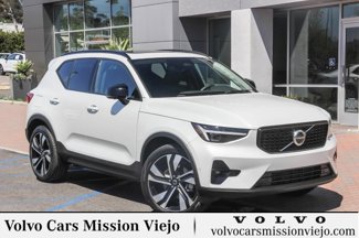 Certified 2024 Volvo XC40 B5 Plus w/ Protection Package Premier image 1