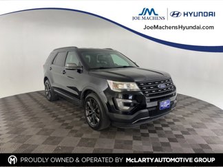 Used 2017 Ford Explorer XLT w/ Equipment Group 202A image 1