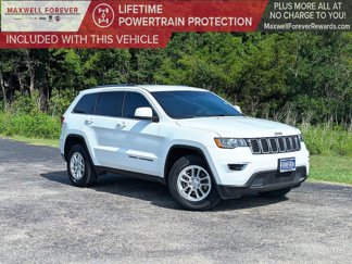 Used 2019 Jeep Grand Cherokee Laredo image 1