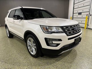 Used 2016 Ford Explorer XLT w/ Equipment Group 202A image 1