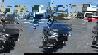 Used 2023 Nissan Altima 2.5 SV image 1