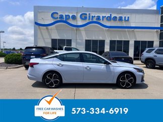 Used 2023 Nissan Altima 2.5 SR image 1