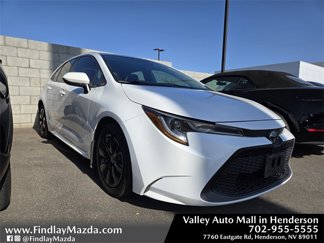 Used 2020 Toyota Corolla LE image 1