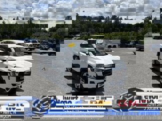 Used 2023 GMC Terrain SLE image 1