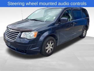 Used 2008 Chrysler Town & Country Touring image 1