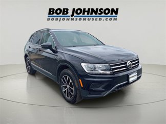 Used 2021 Volkswagen Tiguan SE image 1