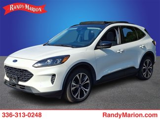 Used 2022 Ford Escape SE w/ SE Sport Appearance Package image 1