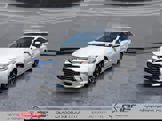 Used 2016 Toyota Avalon Limited image 1