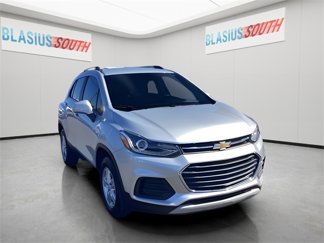 Used 2021 Chevrolet Trax LT w/ Driver Confidence Package image 1