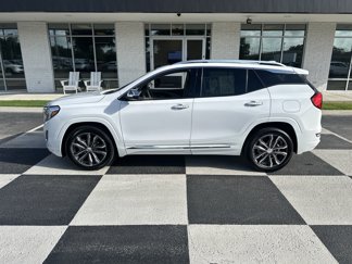Used 2018 GMC Terrain Denali w/ Comfort Package image 1