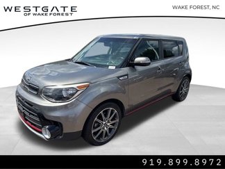 Used 2018 Kia Soul ! image 1