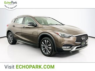 Used 2018 INFINITI QX30 Premium image 1