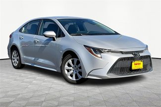 Used 2021 Toyota Corolla LE image 1