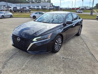 Used 2024 Nissan Altima 2.5 SV image 1