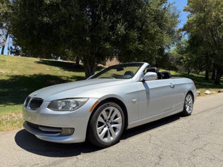 Used 2011 BMW 328i Convertible image 1