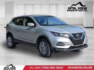 Used 2020 Nissan Rogue Sport S image 1