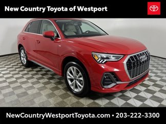 Used 2024 Audi Q3 2.0T Premium w/ Convenience Package image 1