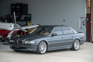 Used 2001 BMW 740i image 1