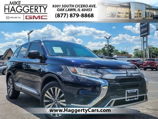 Used 2020 Mitsubishi Outlander ES image 1