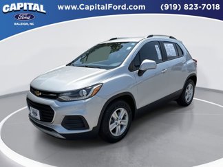 Used 2022 Chevrolet Trax LT w/ LT Convenience Package image 1