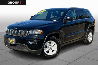 Used 2017 Jeep Grand Cherokee Laredo image 1