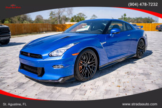 Used 2024 Nissan GT-R Premium w/ Premium Interior Package image 1