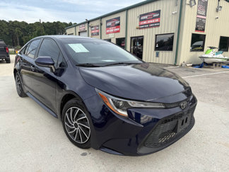 Used 2021 Toyota Corolla LE image 1