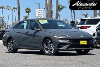 Certified 2025 Hyundai Elantra Sport image 1