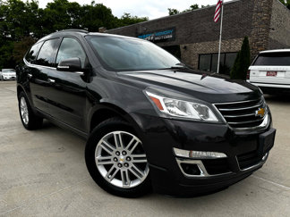 Used 2015 Chevrolet Traverse LT w/ Style and Technology Package image 1