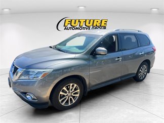 Used 2016 Nissan Pathfinder SV w/ Cargo Package image 1