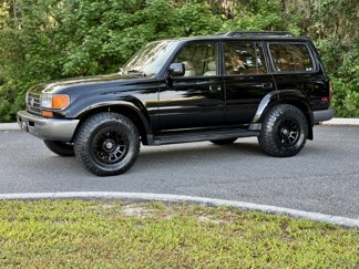 Used 1997 Toyota Land Cruiser image 1