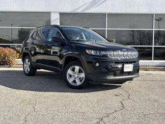 Used 2022 Jeep Compass Latitude image 1