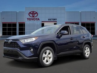 Used 2021 Toyota RAV4 XLE image 1