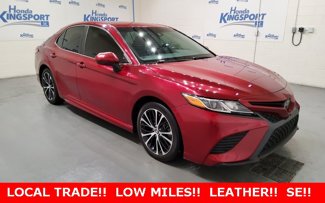 Used 2018 Toyota Camry SE image 1