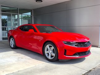 Used 2020 Chevrolet Camaro LT image 1