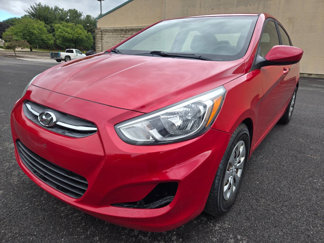 Used 2017 Hyundai Accent SE image 1