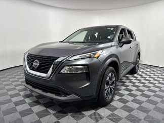 Used 2023 Nissan Rogue SV image 1